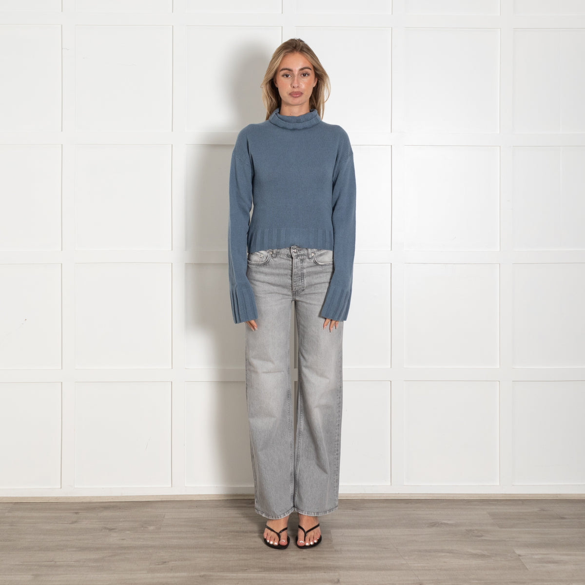 Allude Blue Cashmere Knit Turtleneck Sweater - Image 1