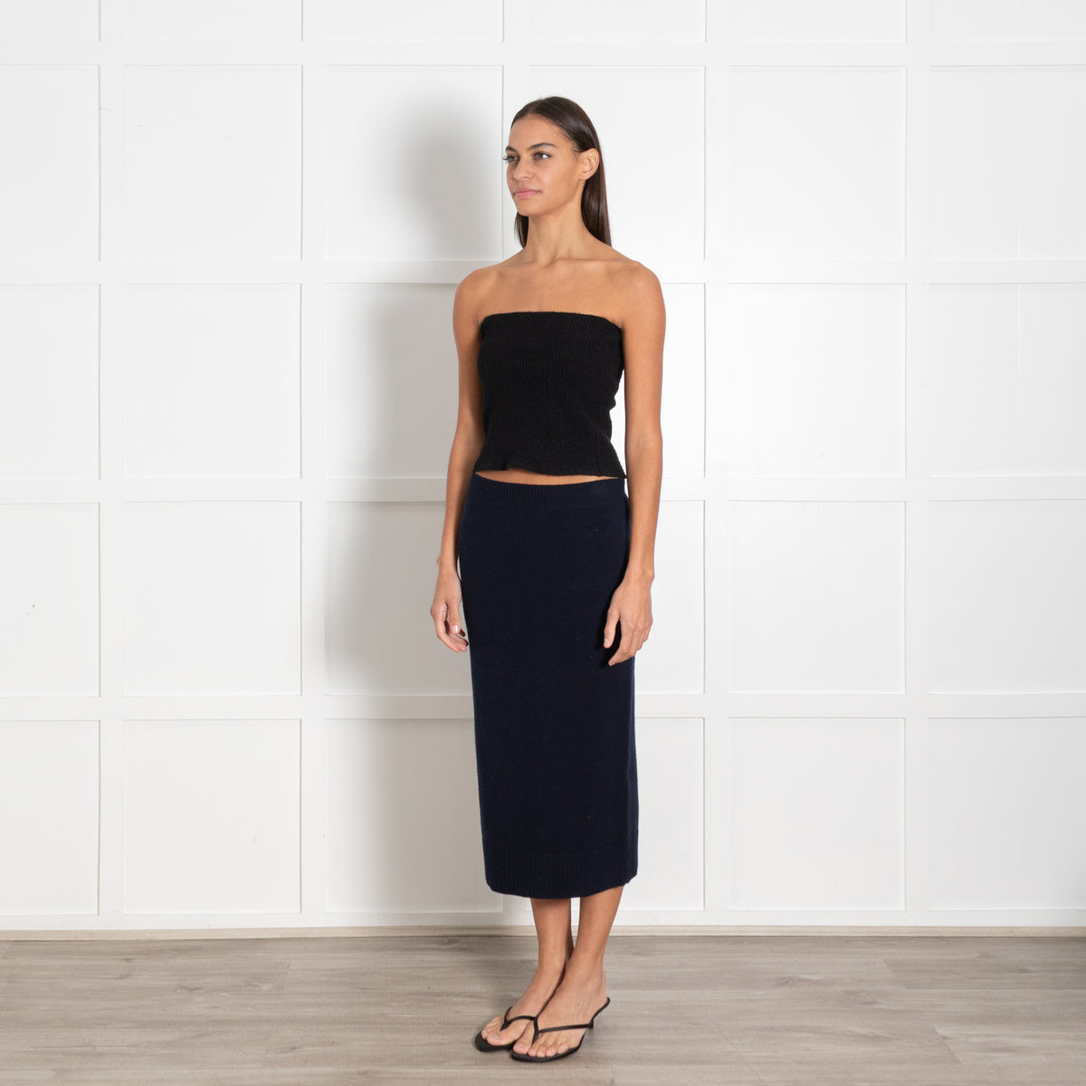 Amina Rubinacci Navy Lana Knitwear Pencil Skirt - Image 3
