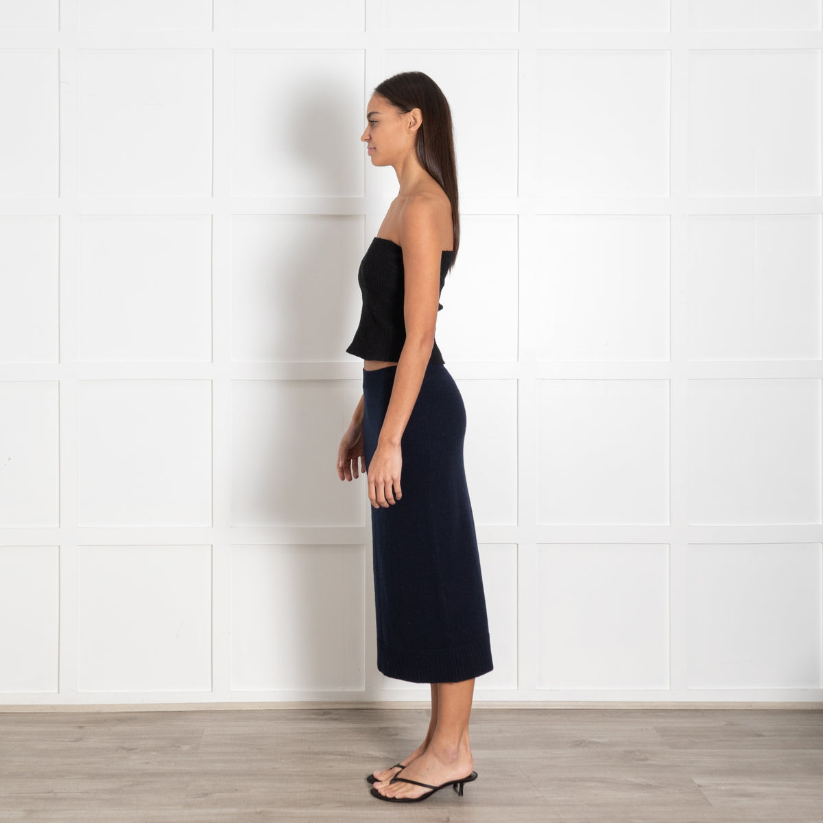 Amina Rubinacci Navy Lana Knitwear Pencil Skirt - Image 4