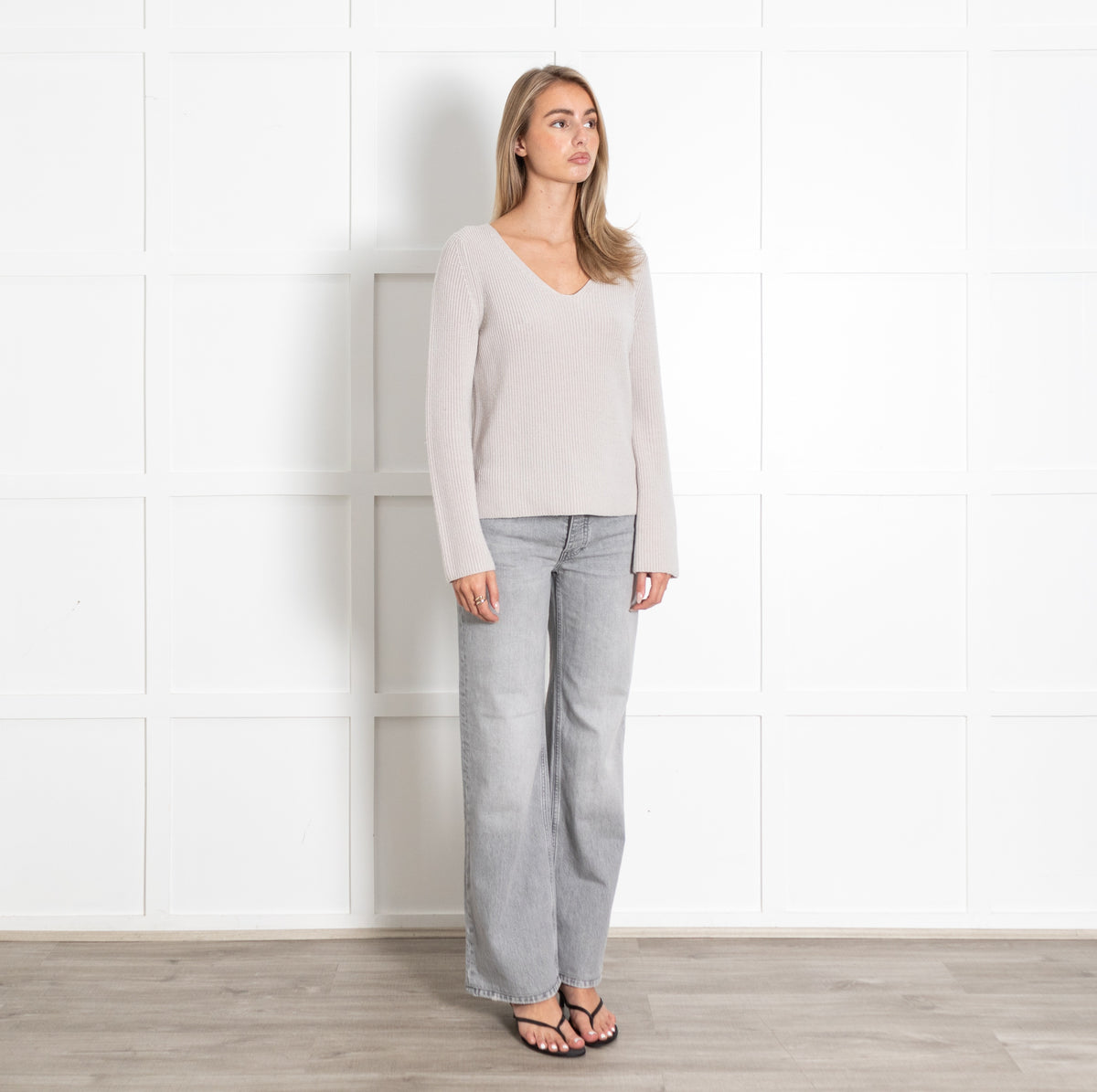 Beige Ivory Ribbed V-Neck Sweater - Image 7