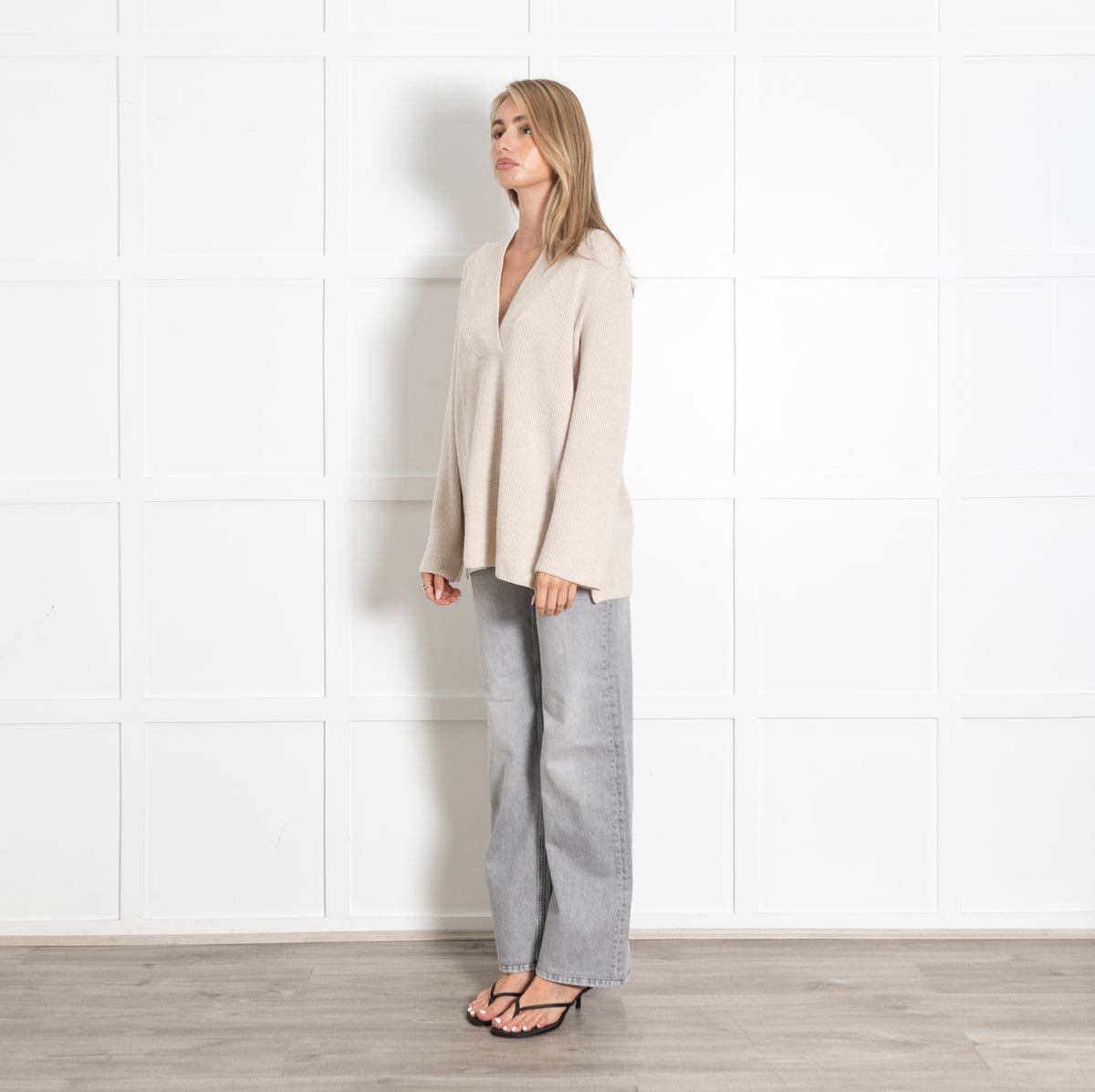 Cream Ribbed V-Neck Wool Sweater - Image 3