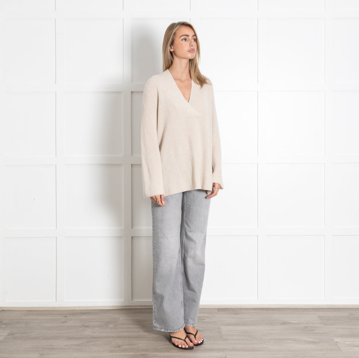 Cream Ribbed V-Neck Wool Sweater - Image 7