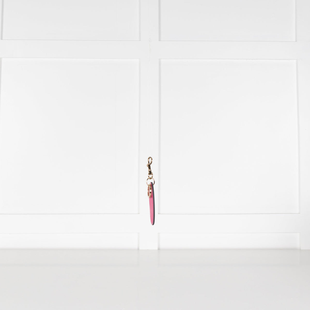 Anya Hindmarch Pink Oval Bespoke Medium Keyring - Image 4