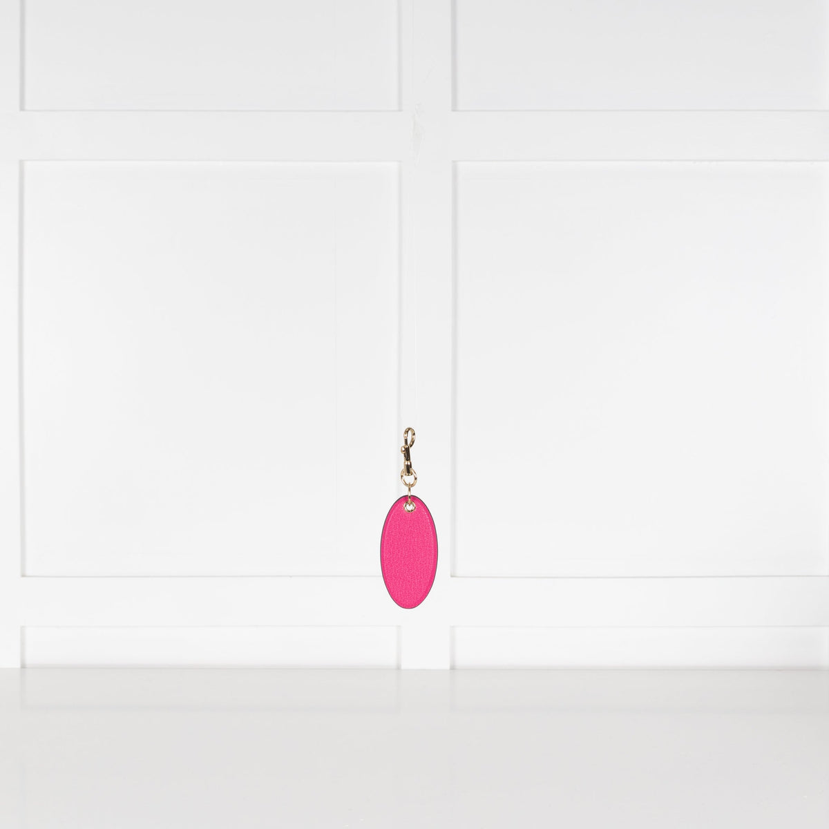 Anya Hindmarch Pink Oval Bespoke Medium Keyring - Image 6