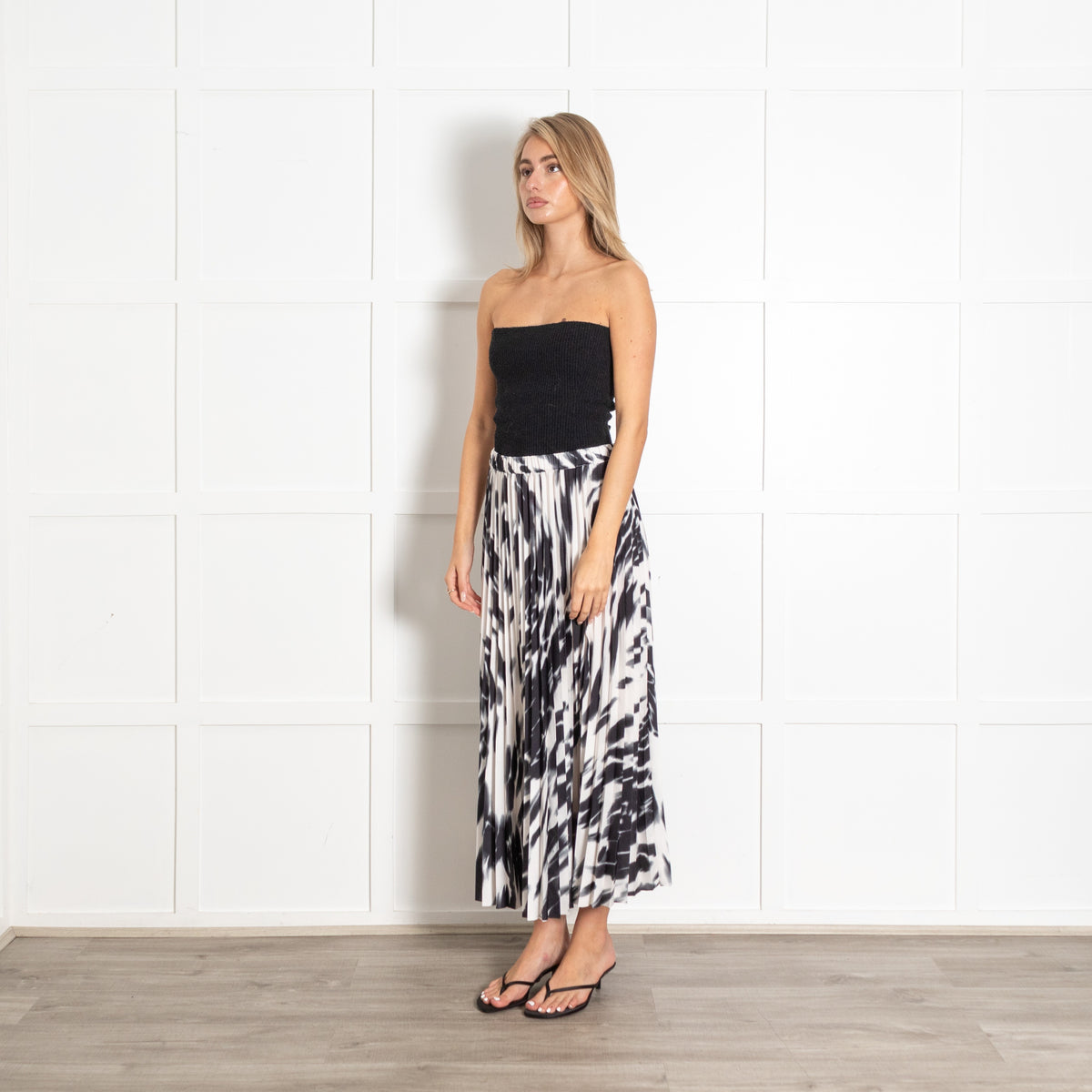 ba&sh Black & White Animal Print Pleated Skirt - Image 3