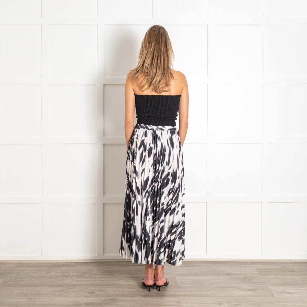 ba&sh Black & White Animal Print Pleated Skirt - Image 6
