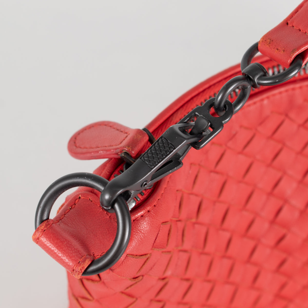 Bottega Veneta Red Intrecciato Nappa Leather Shoulder Bag - Image 14