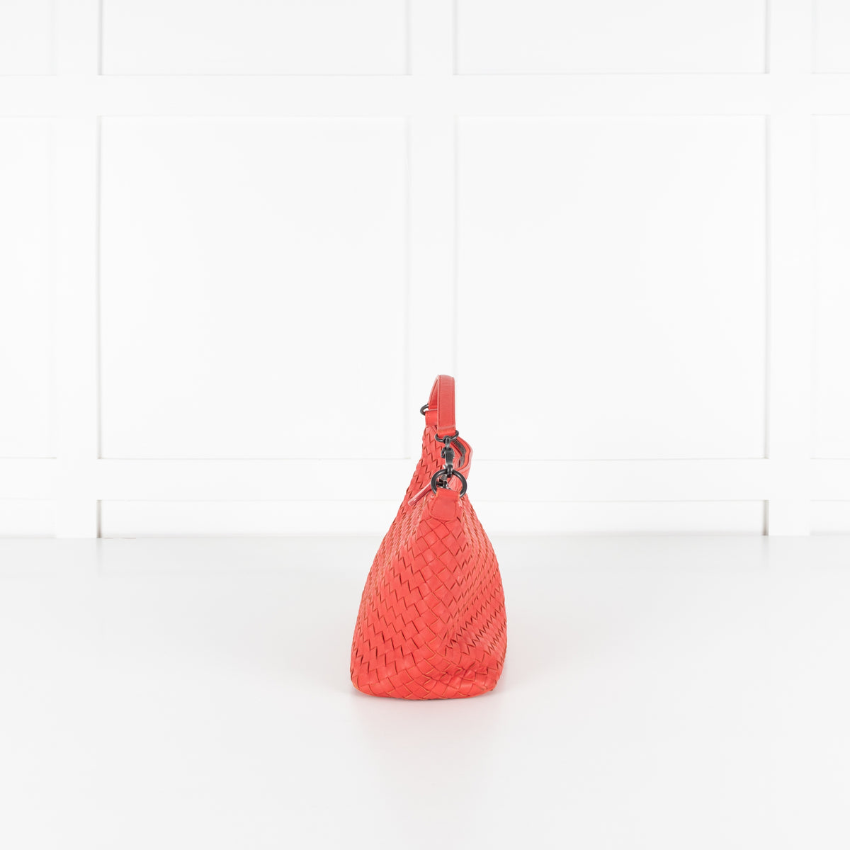 Bottega Veneta Red Intrecciato Nappa Leather Shoulder Bag - Image 5