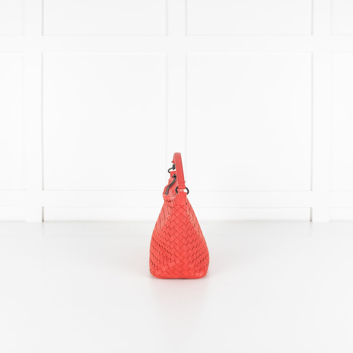 Bottega Veneta Red Intrecciato Nappa Leather Shoulder Bag - Image 7