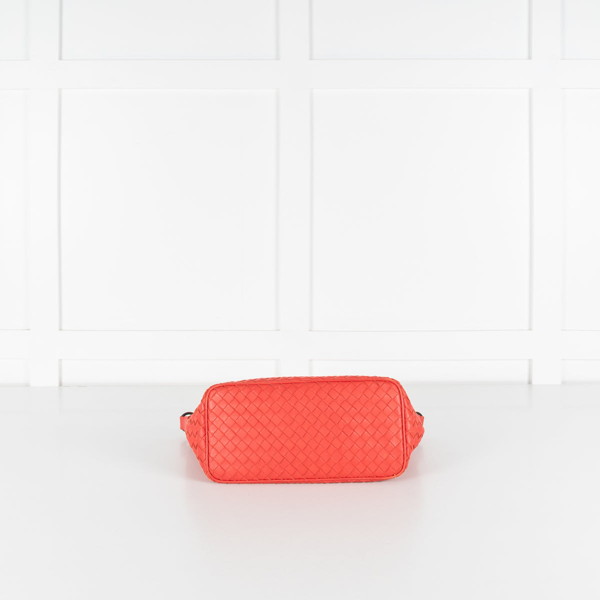 Bottega Veneta Red Intrecciato Nappa Leather Shoulder Bag - Image 8
