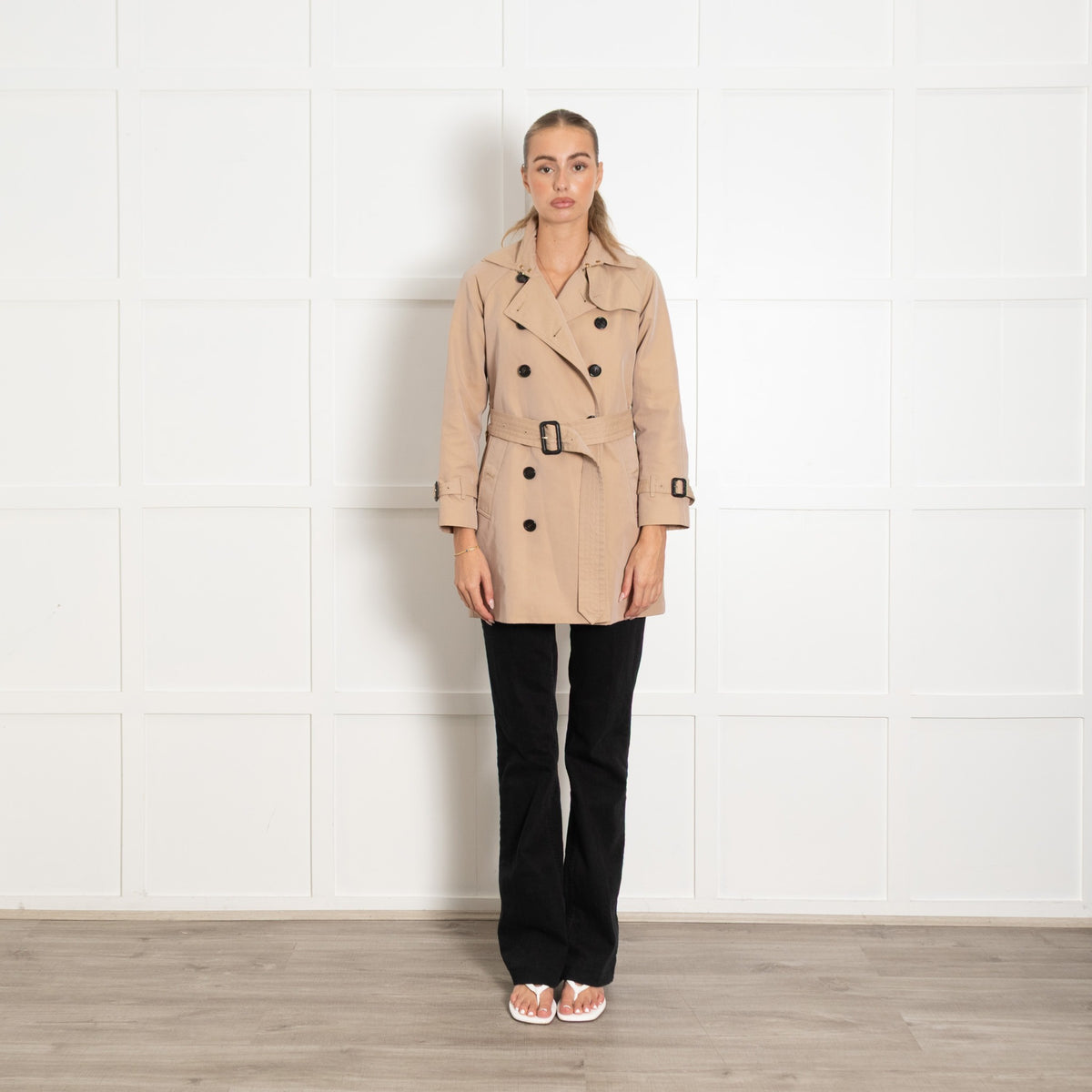 Burberry The Westminster Beige Short Trenchcoat - Image 1