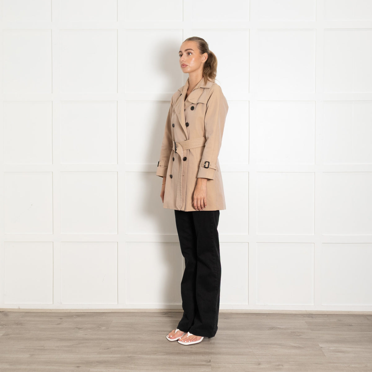 Burberry The Westminster Beige Short Trenchcoat - Image 3