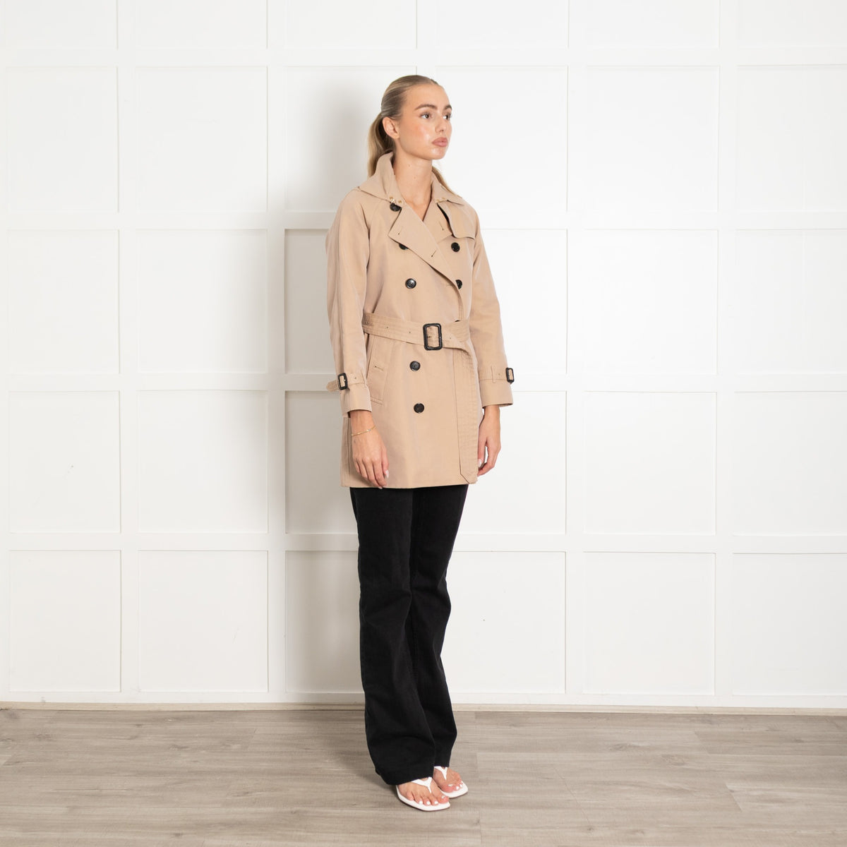 Burberry The Westminster Beige Short Trenchcoat - Image 7