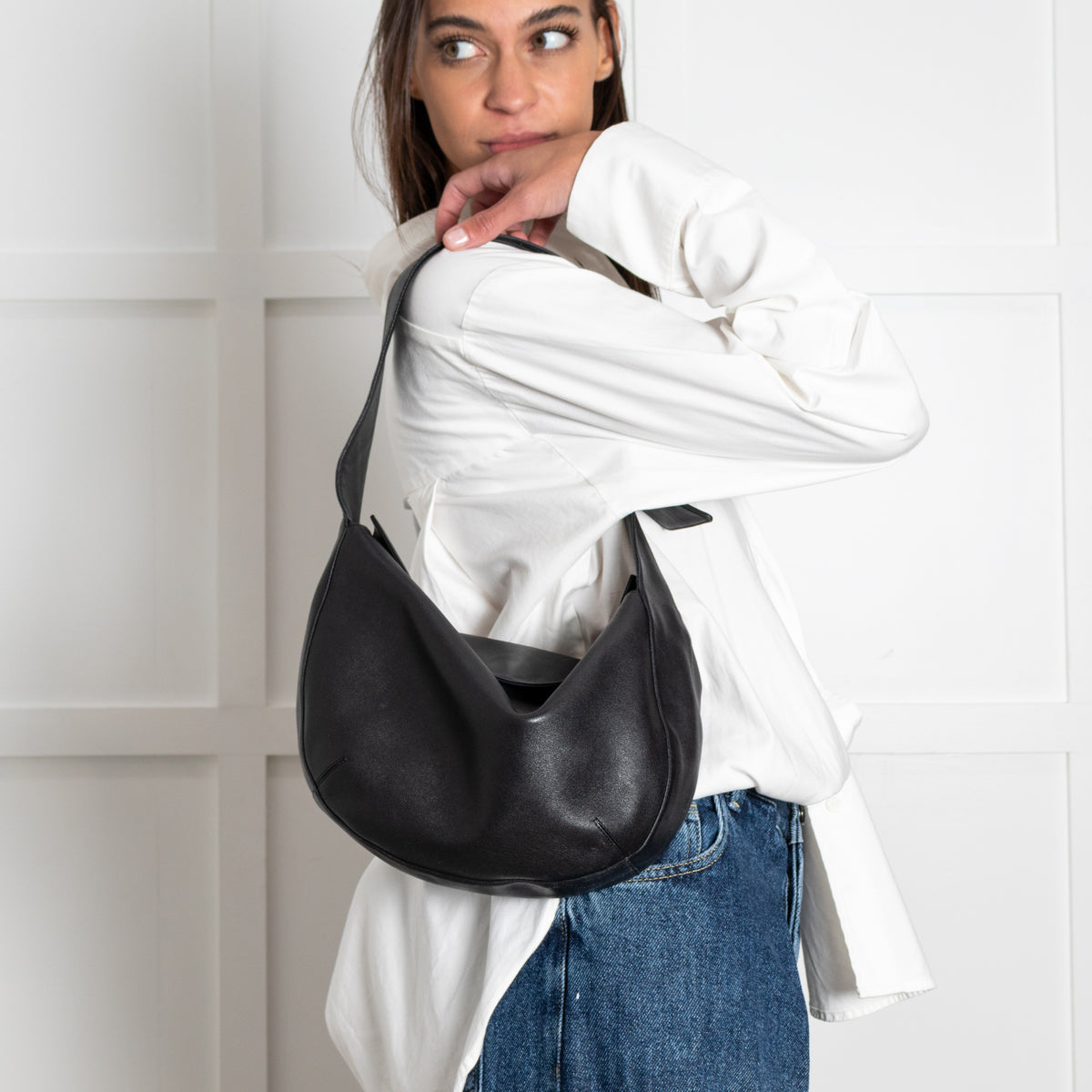 Cartier Black Trinity Hobo Handle Handbag - Image 14