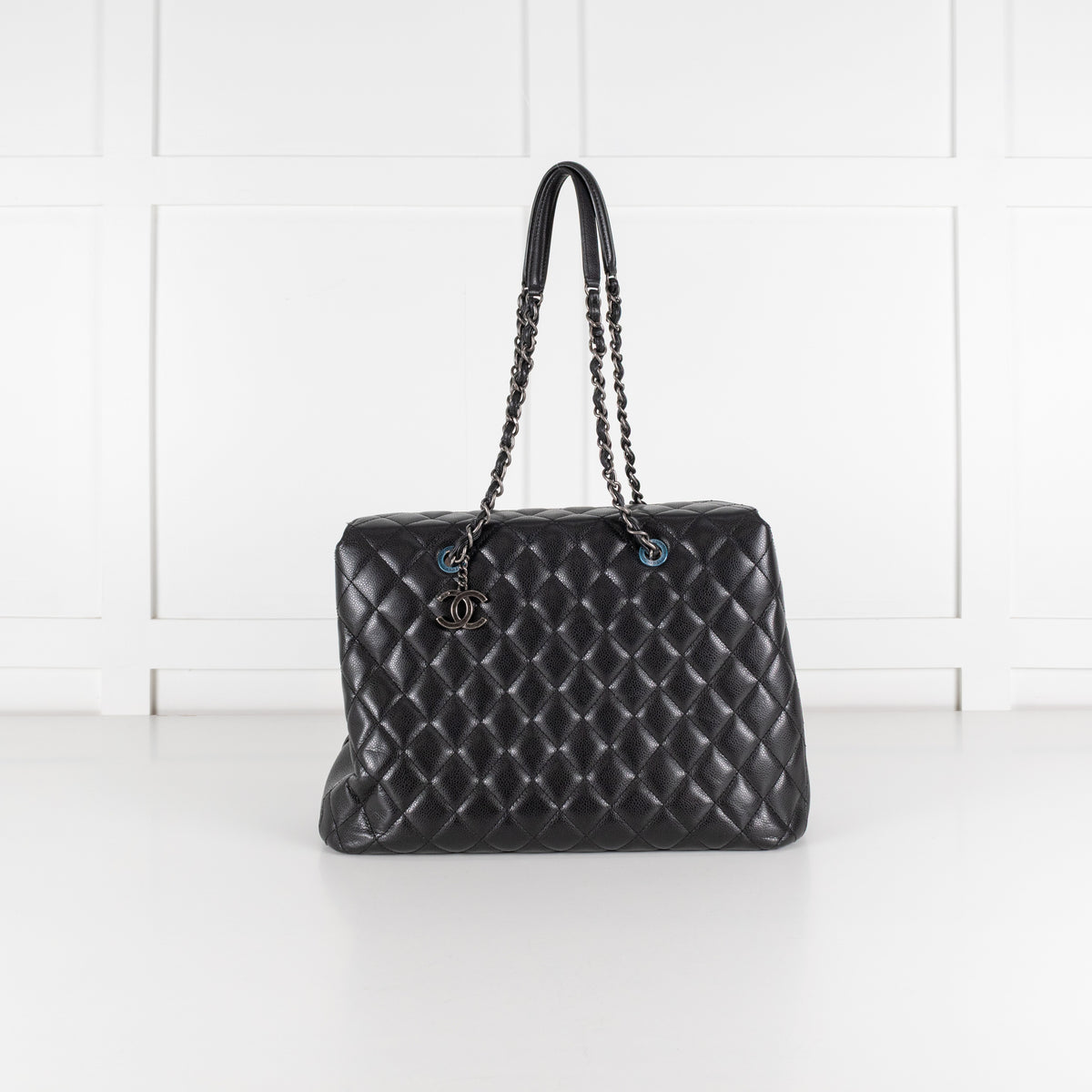 Chanel Black Caviar City Tote with CC Charm - Image 1