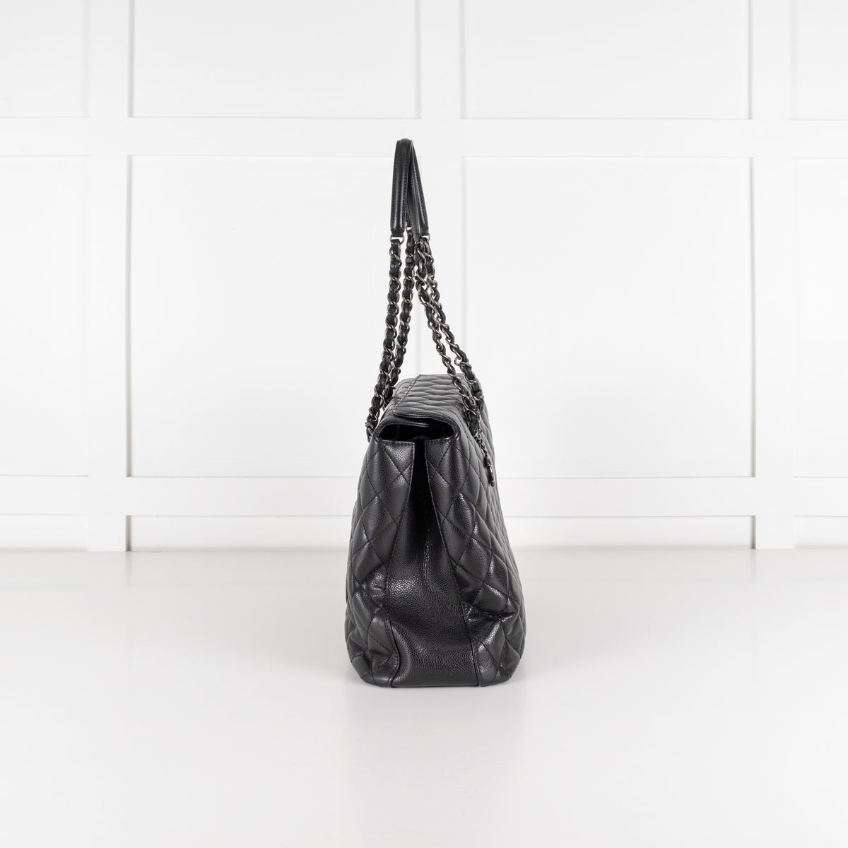 Chanel Black Caviar City Tote with CC Charm - Image 5