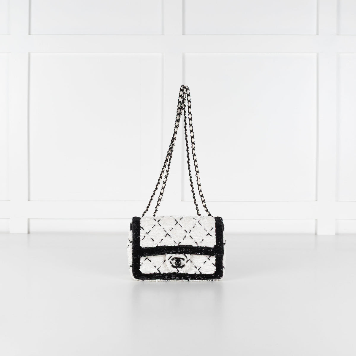 Chanel SS 2024 Sequin Classic Flap Bag in Black & White - Image 1