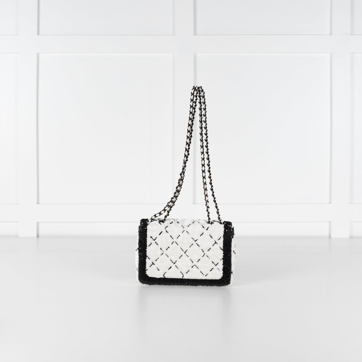 Chanel SS 2024 Sequin Classic Flap Bag in Black & White - Image 7