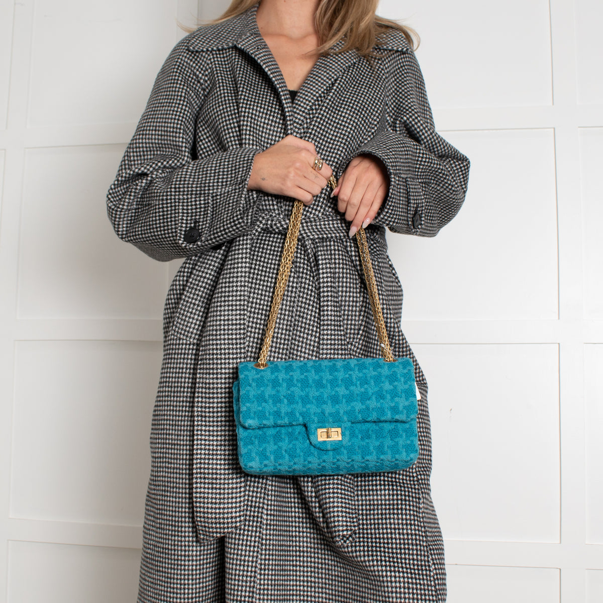 Turquoise Blue Reissue 2.55 Quilted Tweed Double Flap Bag - Image 3