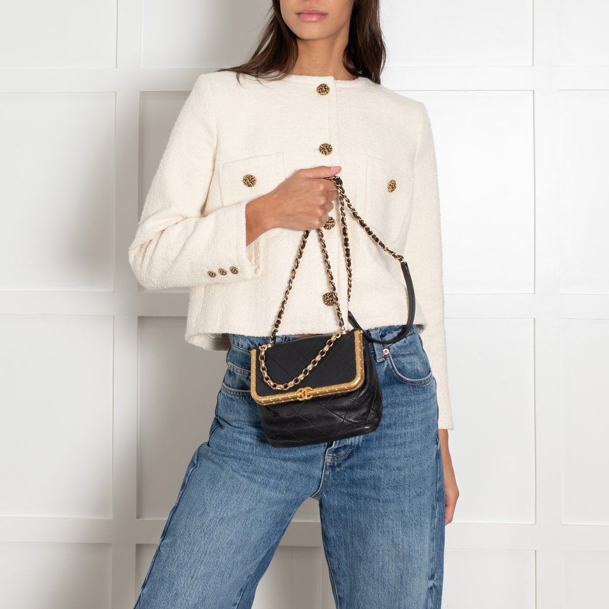 Chanel Vintage Black Quilted Leather Crossbody bag - Image 2