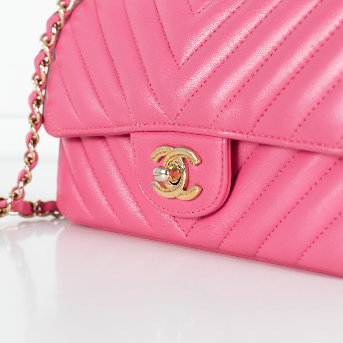 Classic Mini Rectangular Flap Bag Chevron Lambskin Pink - Image 13