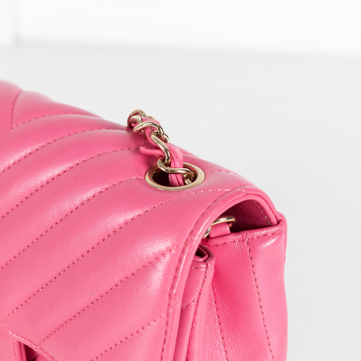 Classic Mini Rectangular Flap Bag Chevron Lambskin Pink - Image 14