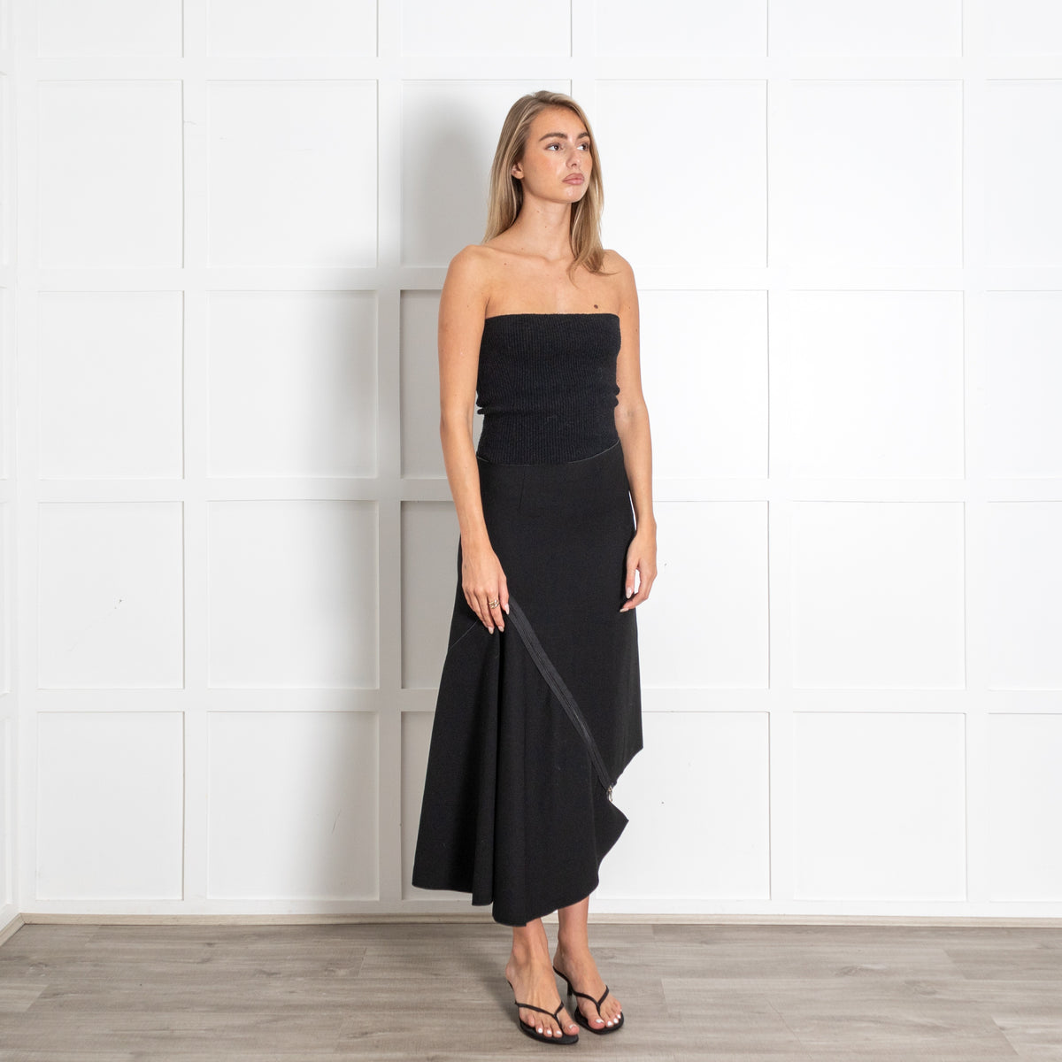 Clara Kito Black Diagonal Zipper Asymmetric Skirt - Image 7