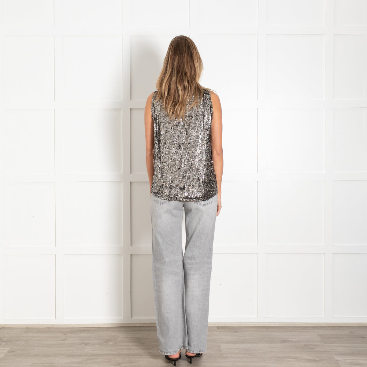 Silver Sequin Sleeveless Tank Top - Image 5