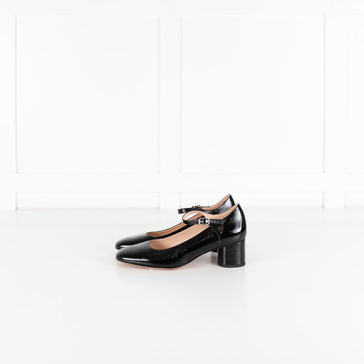 Comptoir Des Cotonniers Black Patent Block Heel Mary Jane Pump - Image 3