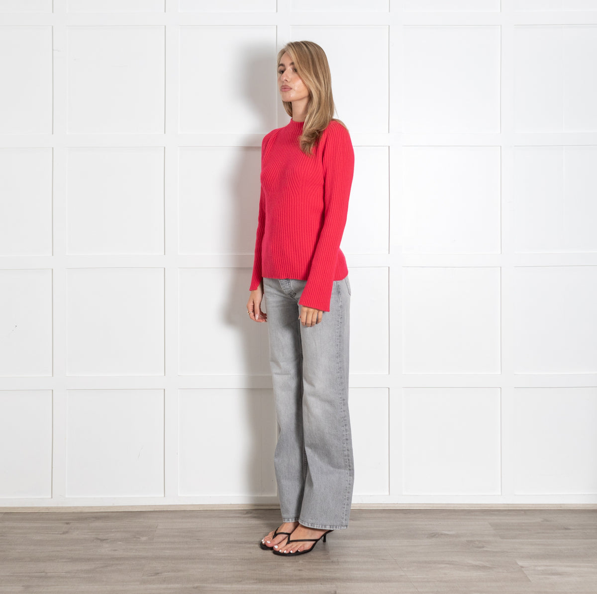 Coral Ribbed Crewneck Cashmere Sweater - Image 3