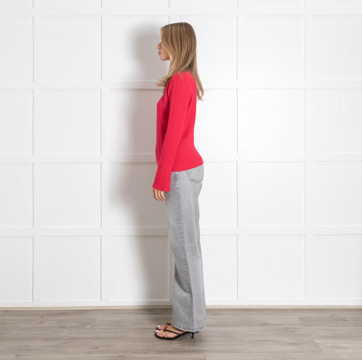 Coral Ribbed Crewneck Cashmere Sweater - Image 4