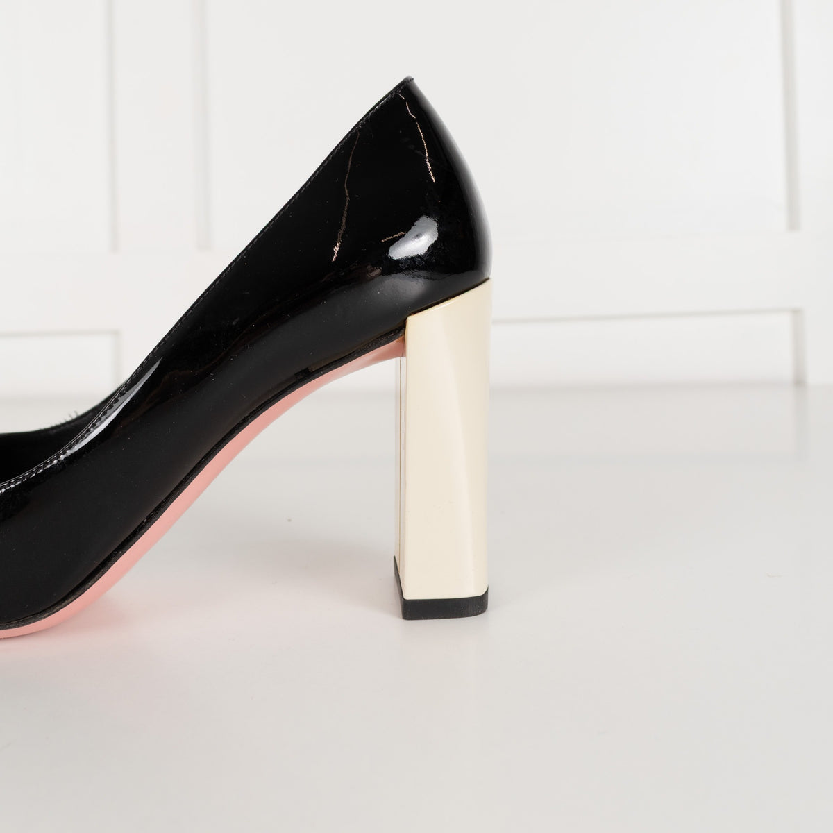 Fendi Roma Black Patent Leather Cream Block Heel Pump - Image 13