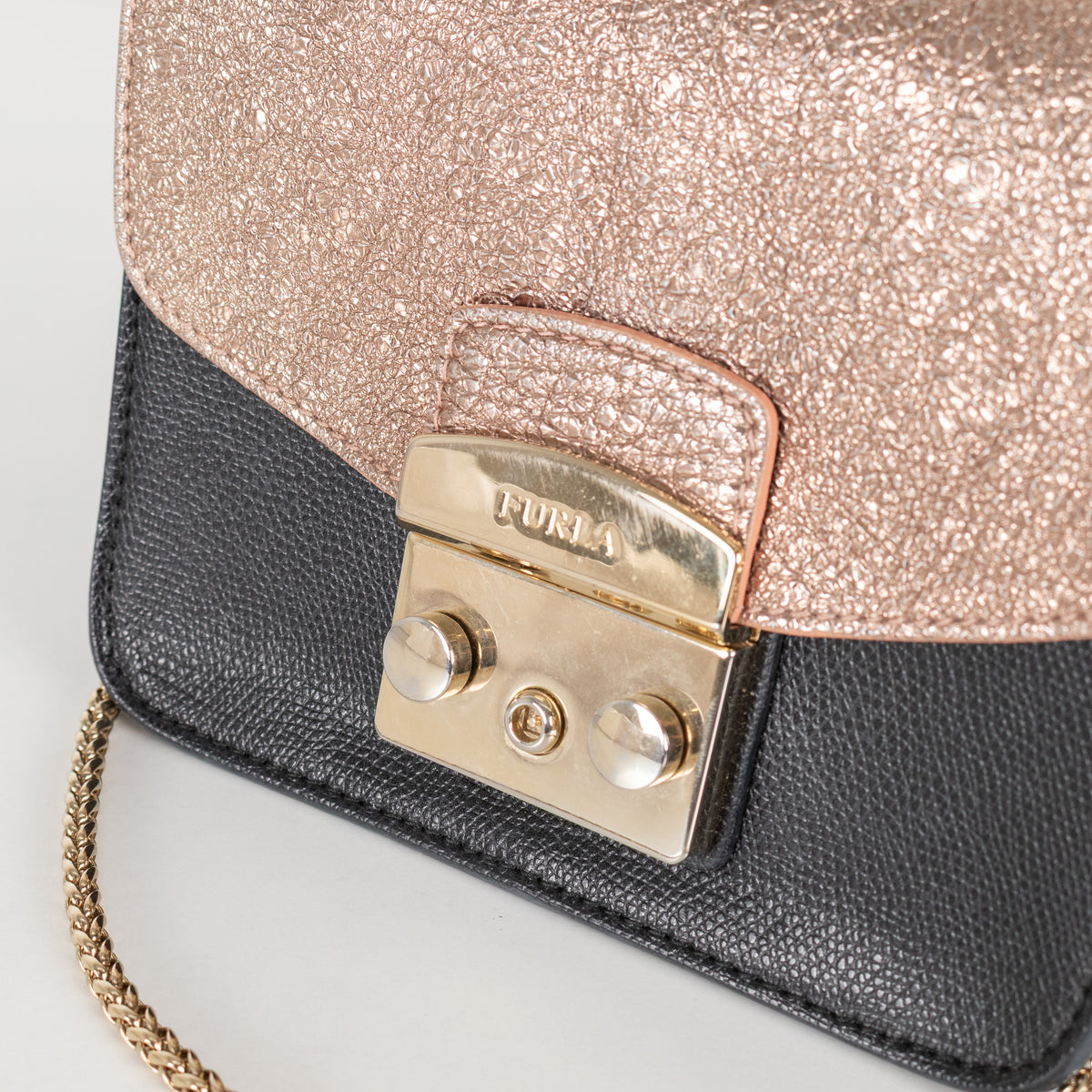 Black Metropolis Interchangeable Flaps Crossbody Bag - Image 8
