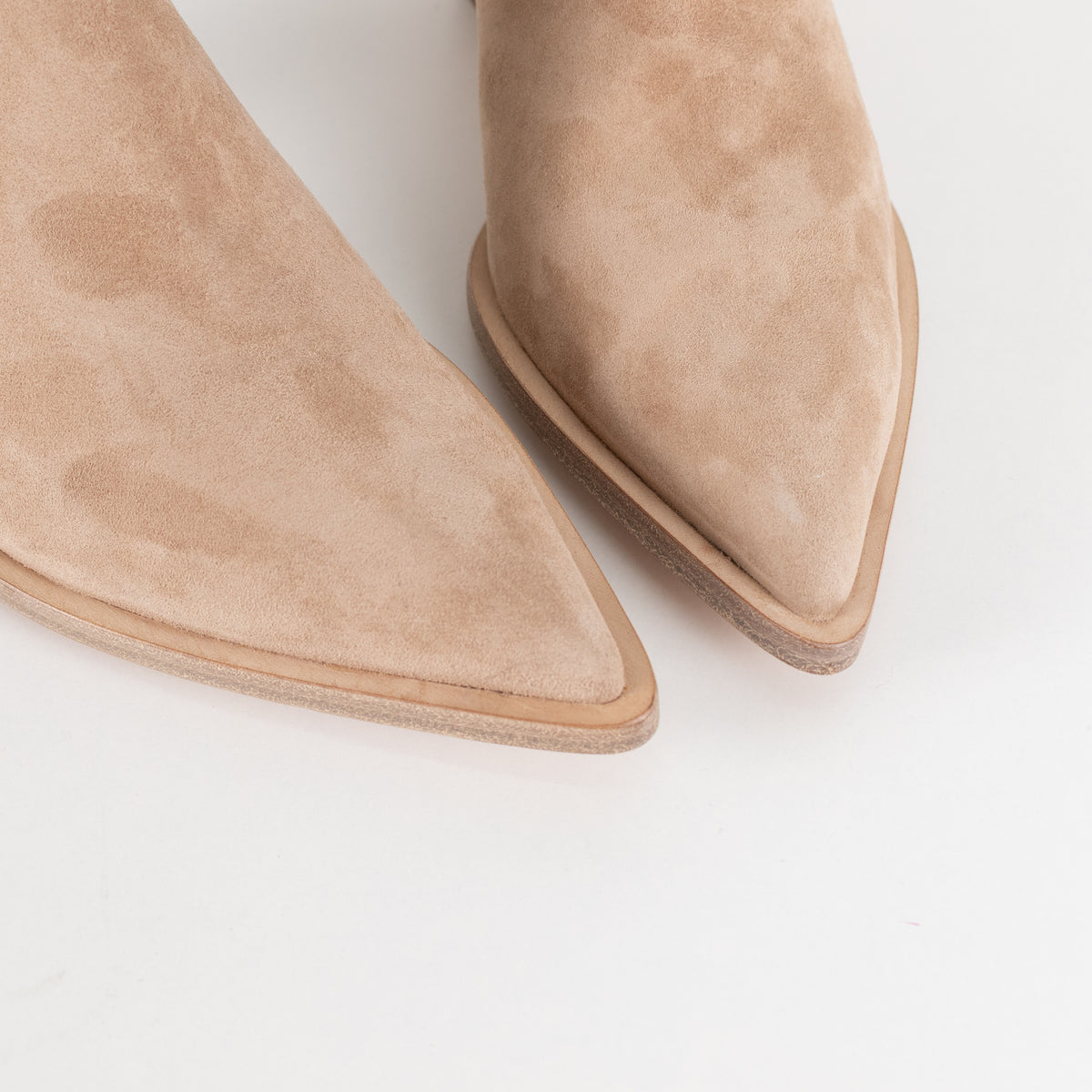 Gianvito Rossi Beige Suede Pointy Ankle Boots - Image 10