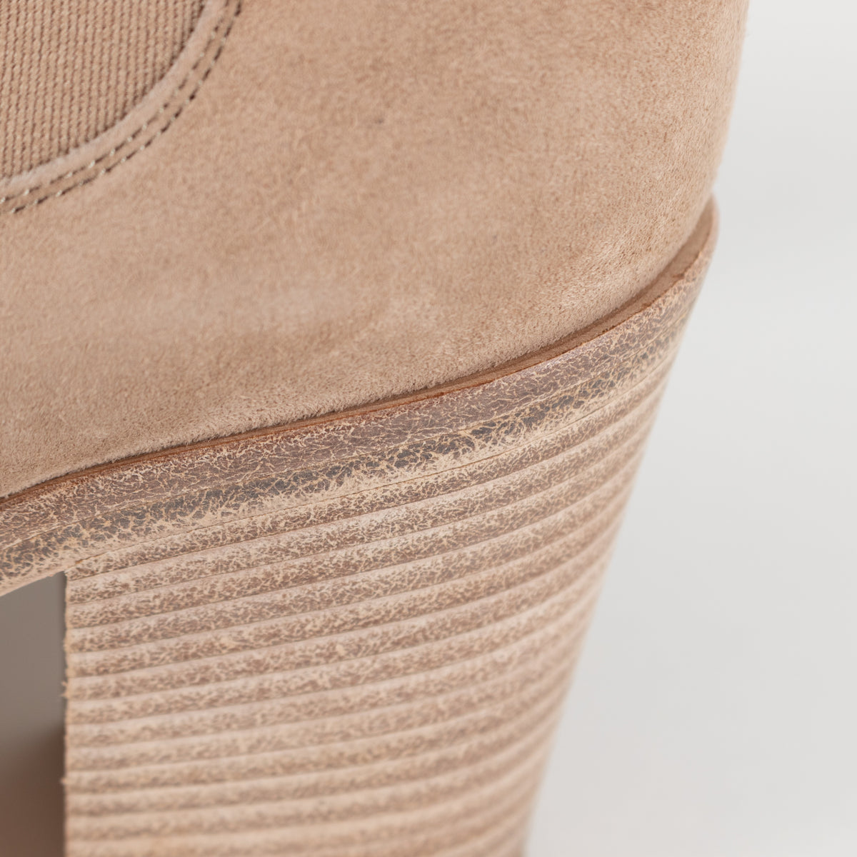 Gianvito Rossi Beige Suede Pointy Ankle Boots - Image 16