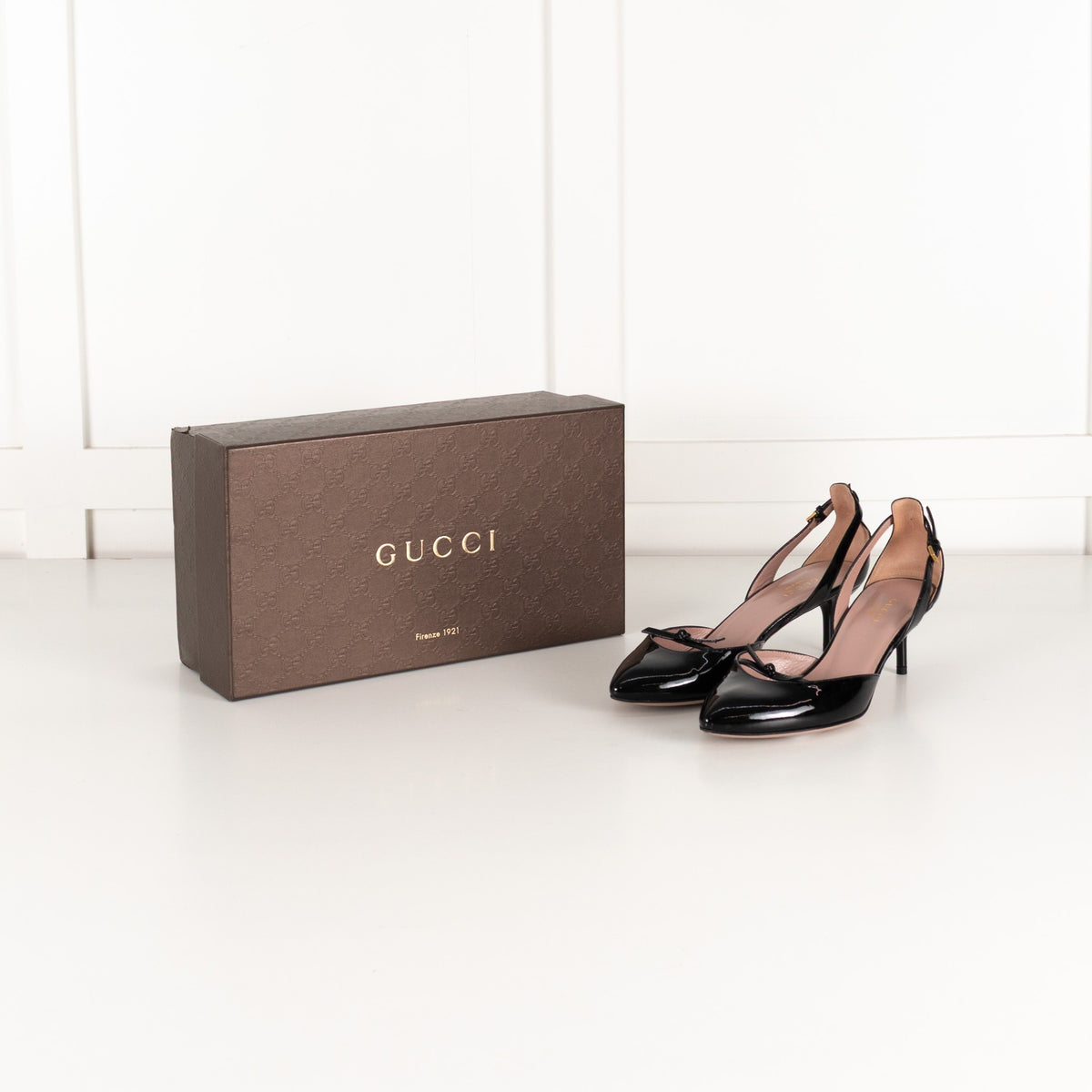 Gucci D'Orsay Black Patent Leather Pumps With Bow Detail UK 3.5 - Image 2
