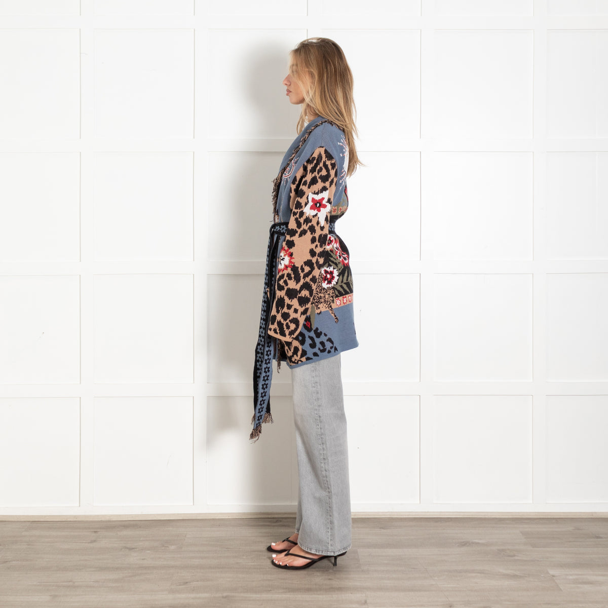 Hayley Menzies Blue Floral Leopard Print Wrapped Cardigan - Image 4