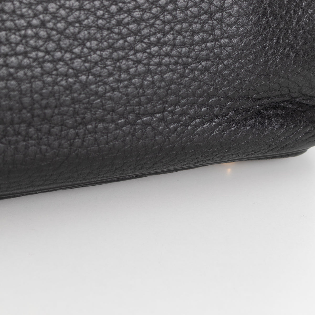Hermès Birkin 35 Black Clemence Retourne with Gold Hardware - Image 14