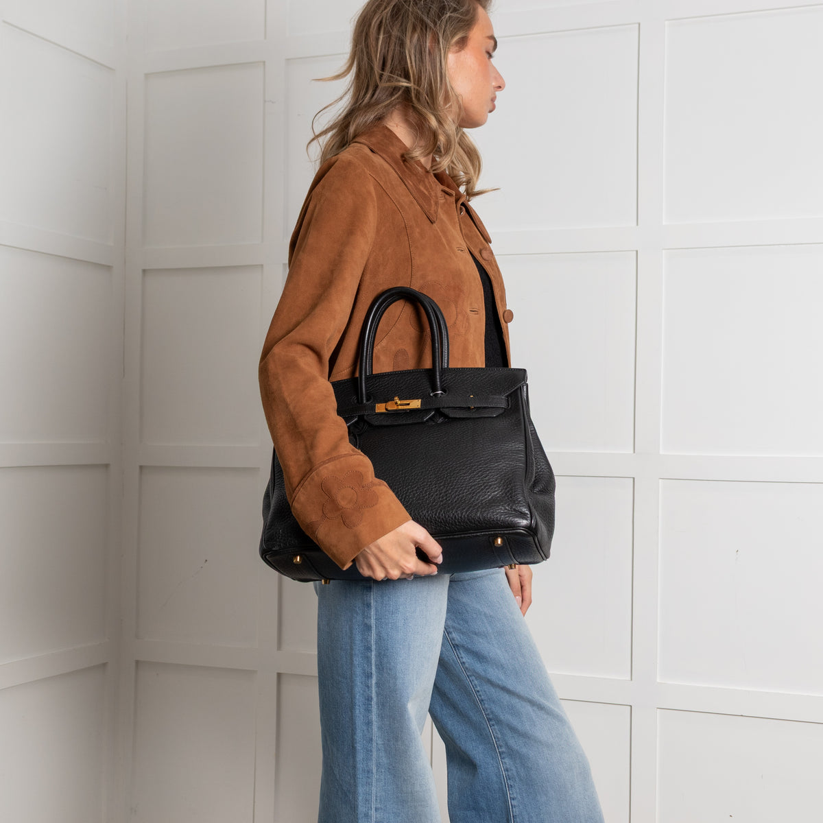 Hermès Birkin 35 Black Clemence Retourne with Gold Hardware - Image 25