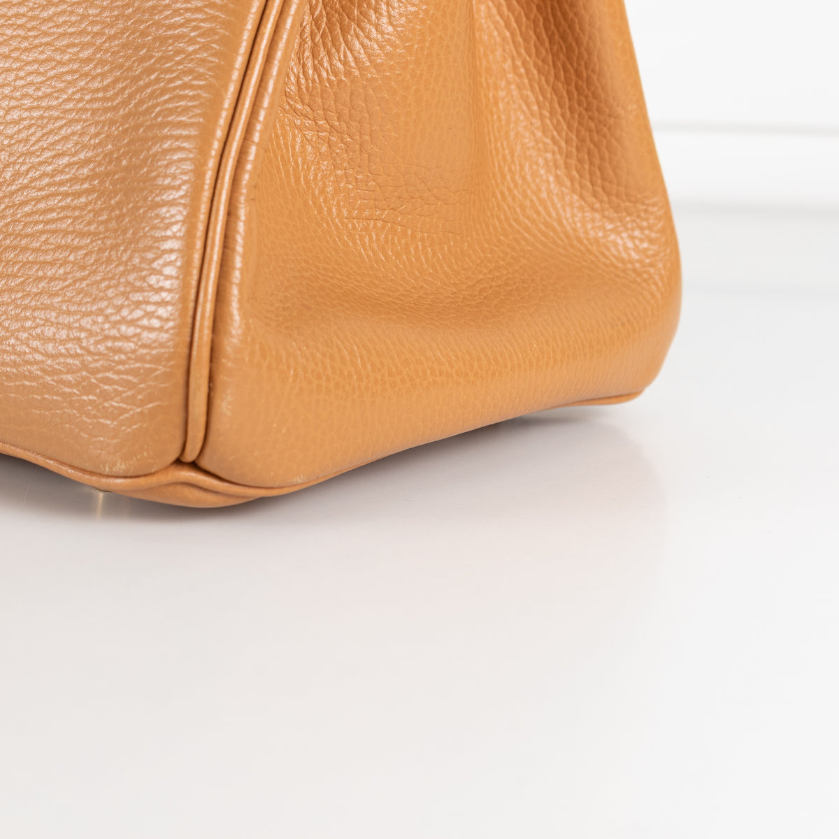 Hermès Birkin 35 Togo Leather Gold Hardware Handbag - Image 18