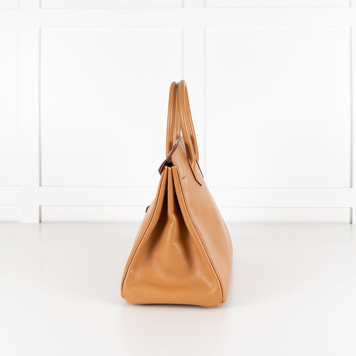Hermès Birkin 35 Togo Leather Gold Hardware Handbag - Image 3