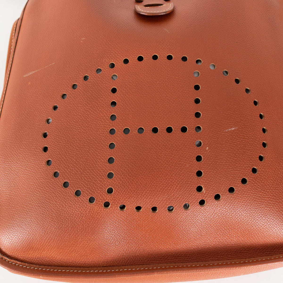 Hermès Evelyne Tan PM Leather Bag - Image 13