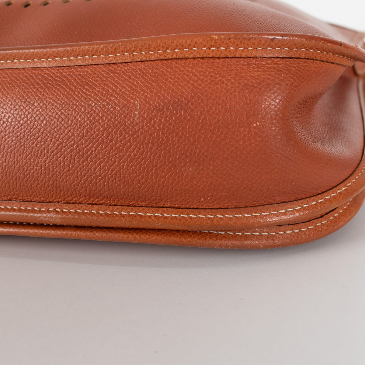 Hermès Evelyne Tan PM Leather Bag - Image 14