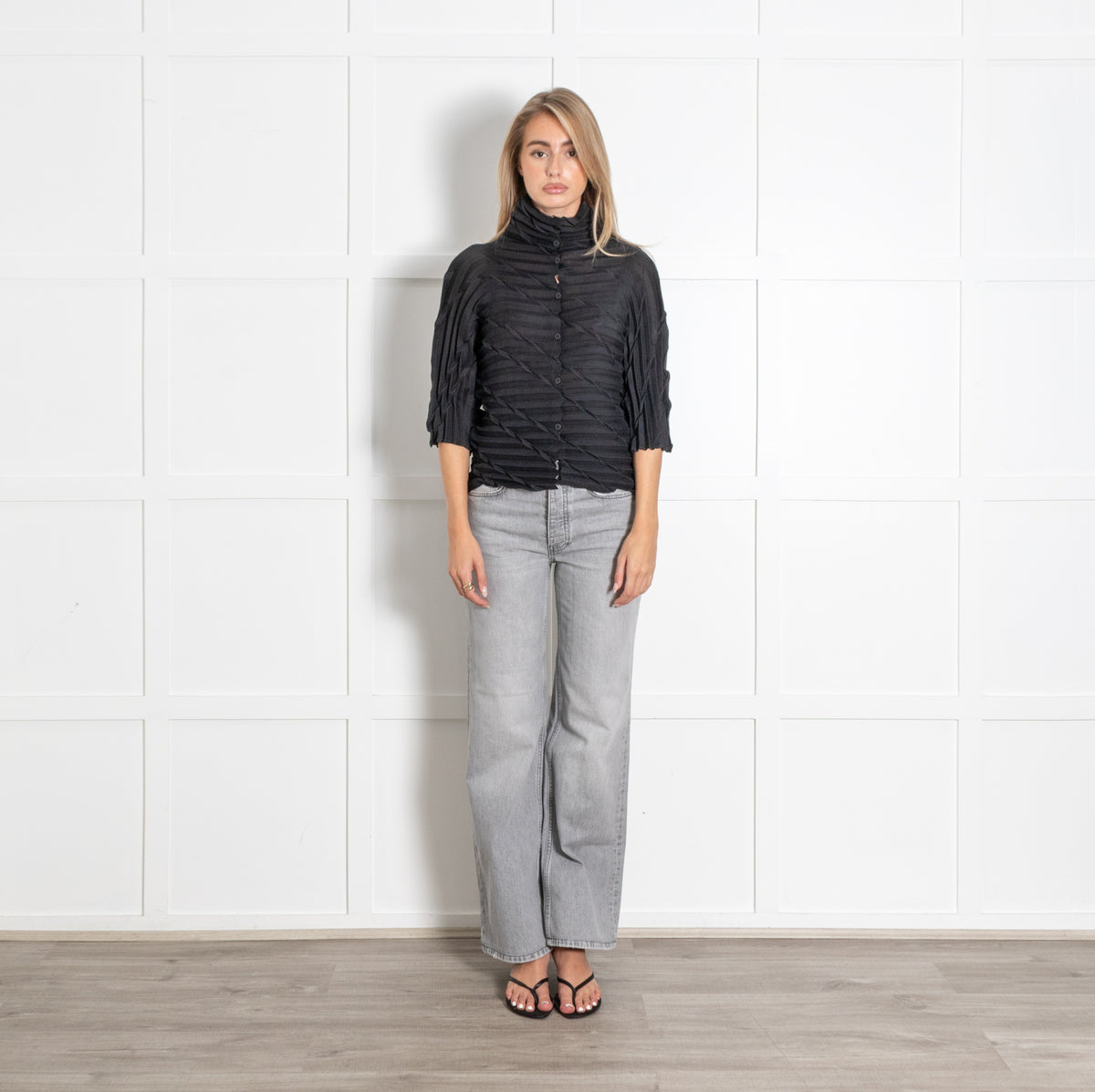 Cauliflower Black Crinkled Button Up Top - Image 1