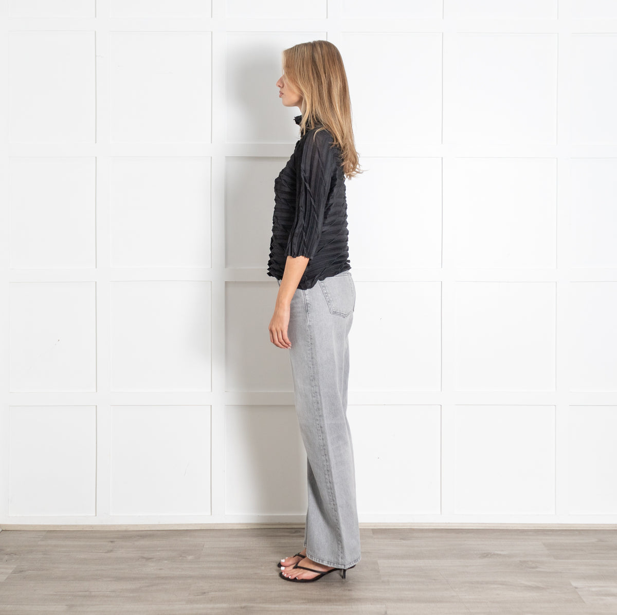Cauliflower Black Crinkled Button Up Top - Image 4