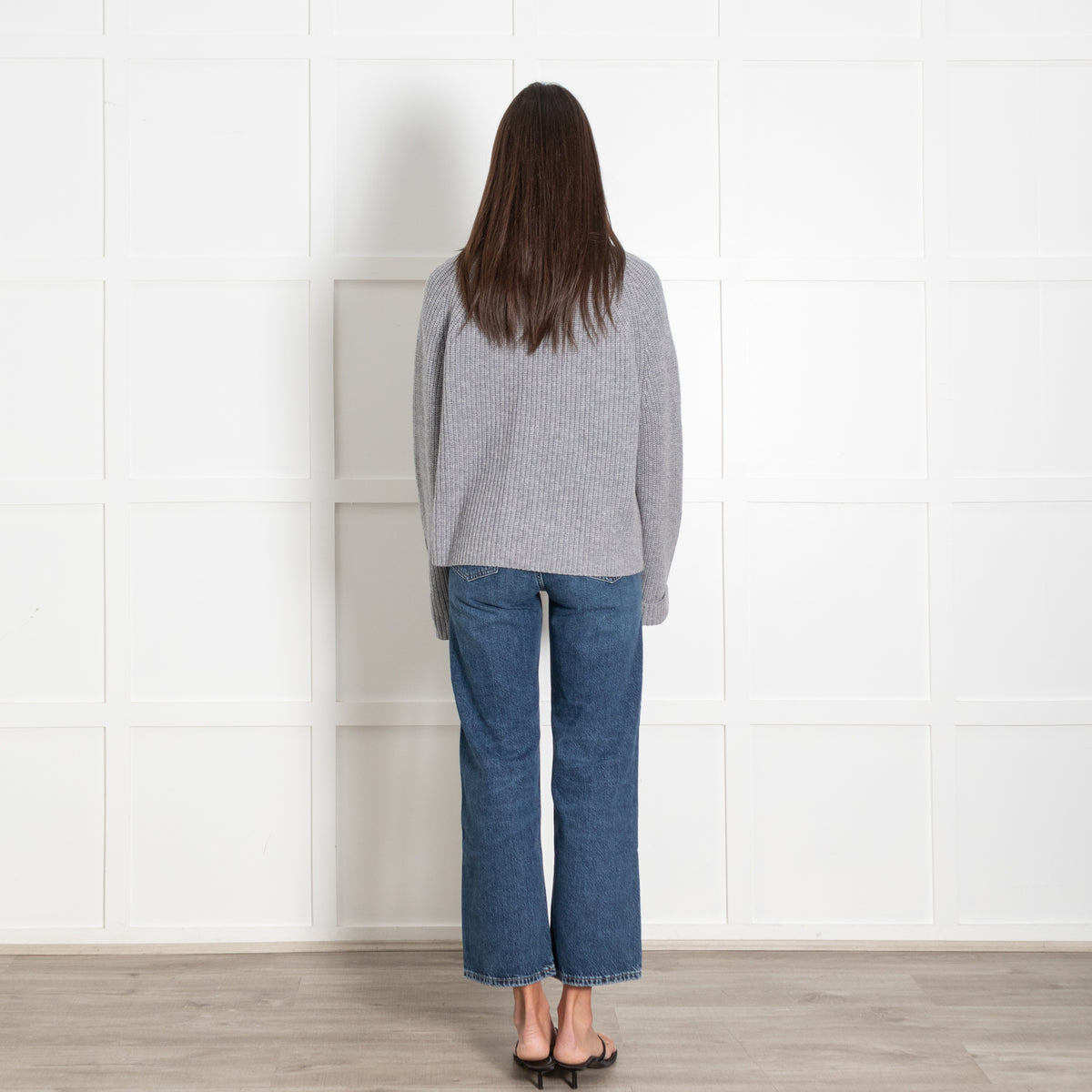 Kinross Ribbed Grey Chunky Knit Roll Cashmere Sweater - Image 5
