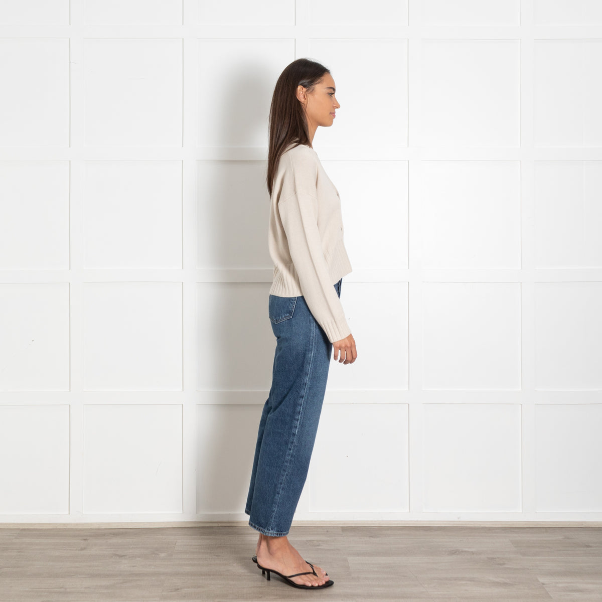 Le Tricot Perugia Beige Cardigan with Jumbo Rib Welt - Image 6