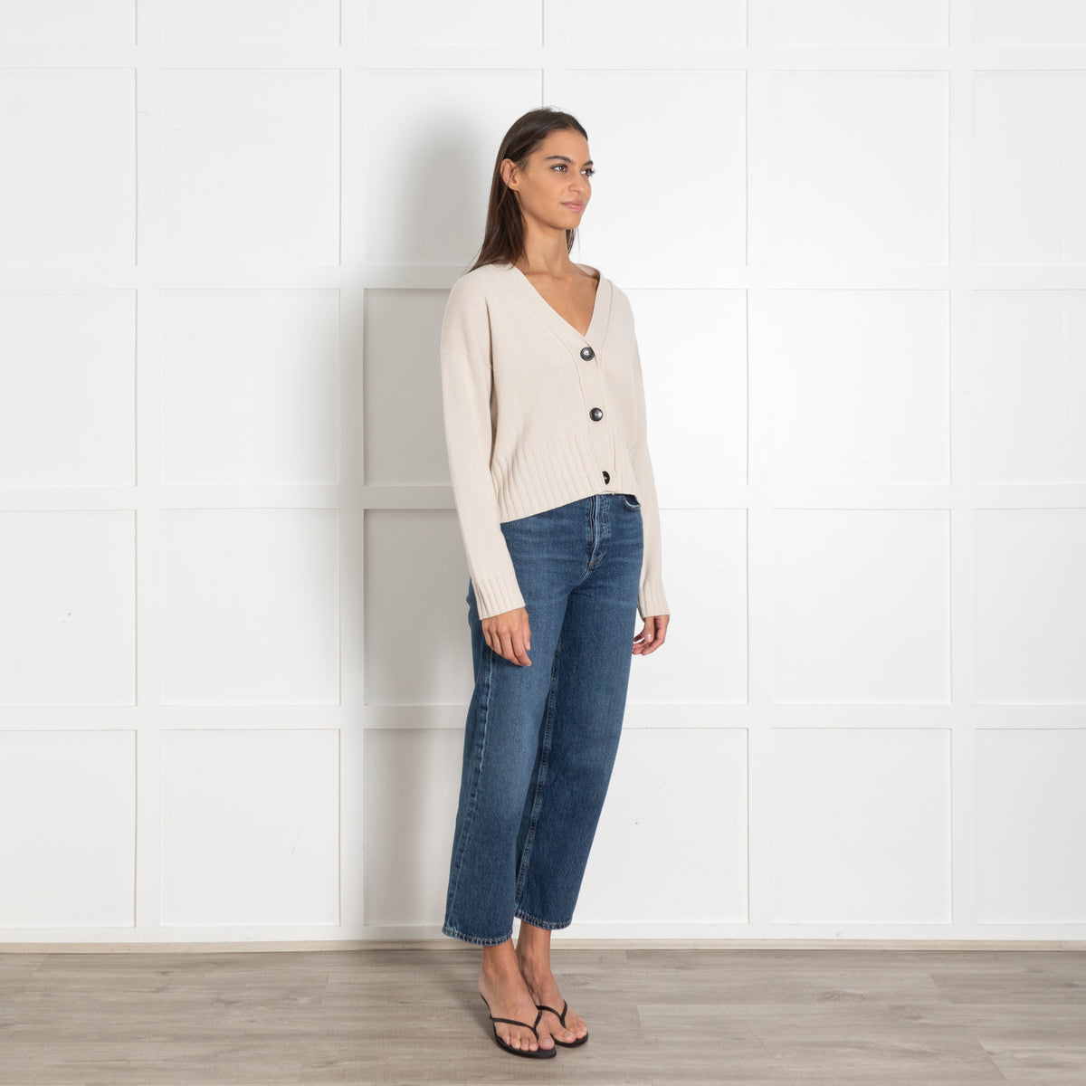 Le Tricot Perugia Beige Cardigan with Jumbo Rib Welt - Image 7