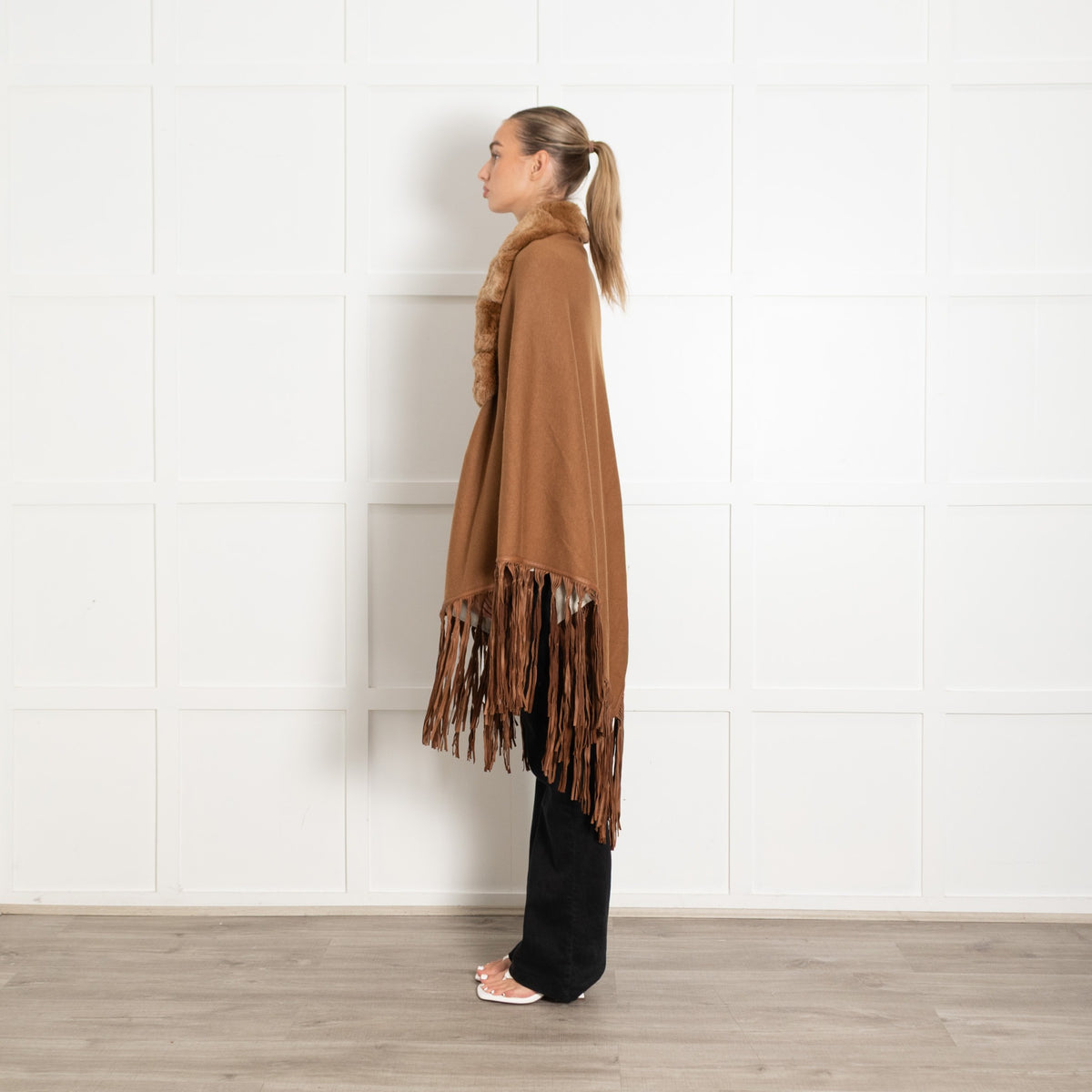 Loro Piana Vicuna & Baby Cashmere Camel Chinchilla Trim And Tassells - Image 4