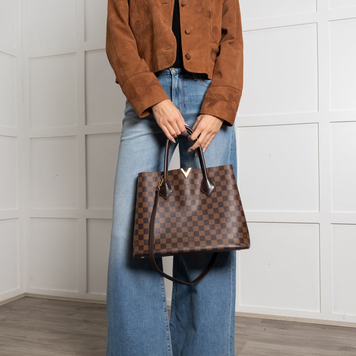 Louis Vuitton Kensington  Damier Ebène Tote Bag - Image 18